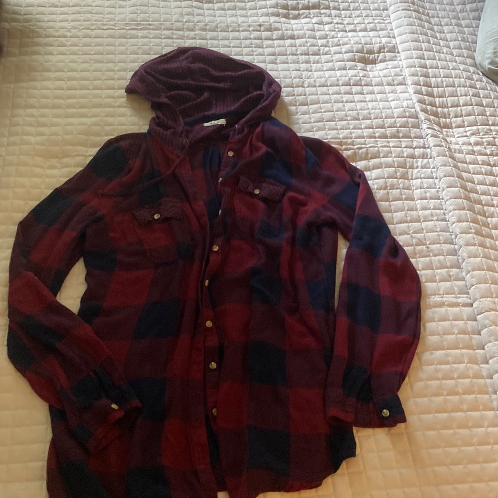 Womens Maurice’s hooded button up top sz Lg